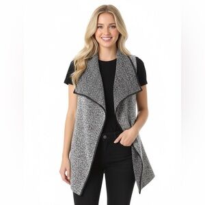 Sunny Leigh size medium open wool blend vest